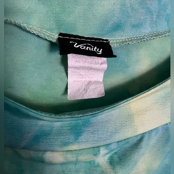 Vanity Women’s Turquoise Patterned Top, Cap Sleeves, Scoop Neck; Size L - Picture 4 of 8
